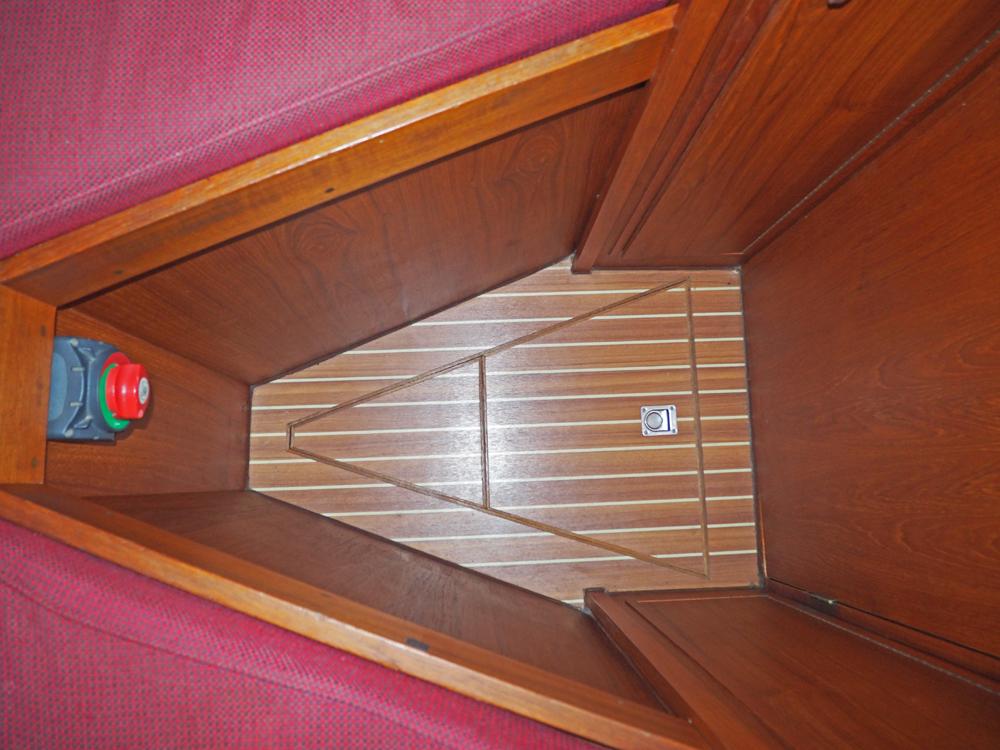 Fore ship, Accommodation